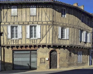 Historical beamed 4-bedroom village house with old shop front.  Partly renovated. Income potential. for sale for 115,000€ in Aude, Languedoc-Roussillon