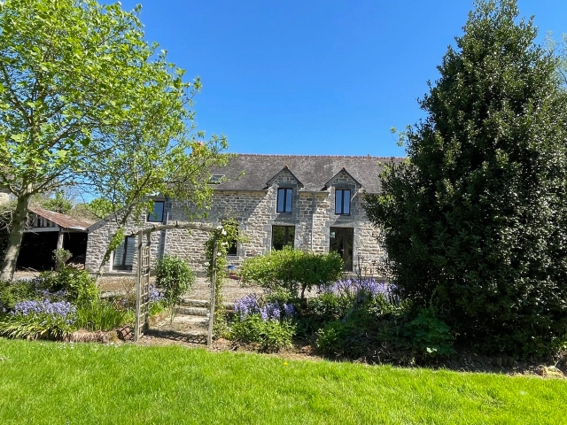 3 Bedroom(s) - 2 Bathroom(s) - 0 m² land for sale in Côtes-d'Armor, Brittany, France - FrenchPropertyPortal.com
Exclusive: A Charming Breton Longère, Where Character Meets Comfort
for sale for 214,000€ in Côtes-d'Armor, Brittany