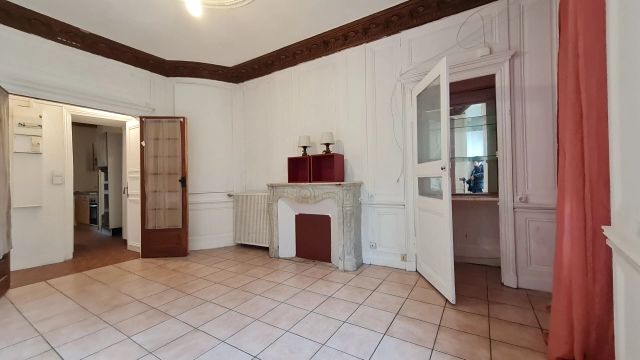 
1 Bedroom appartement - Historic Centre of Lamballe
 for sale for 105,500&euro; in Côtes-d'Armor, Brittany