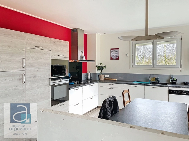 
House in Tremeur
 for sale for 278,250&euro; in Côtes-d'Armor, Brittany