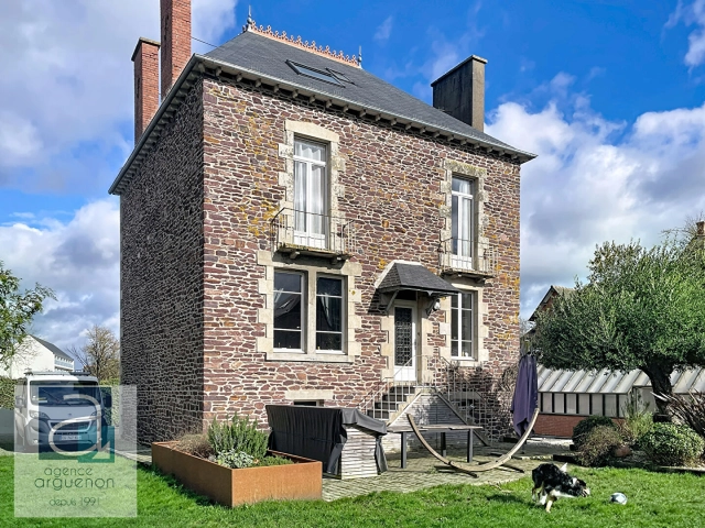 

 for sale for 354,450&euro; in Ille et Villaine, Brittany