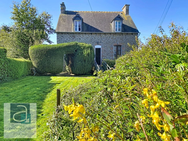 
PLOUGUENAST-LANGAST:  Charming and Deceptively Spacious Double-Fronted Stone Built Cottage with Delightful Enclosed Gardens - Edge of Village Location
 for sale for 156,220&euro; in Côtes-d'Armor, Brittany