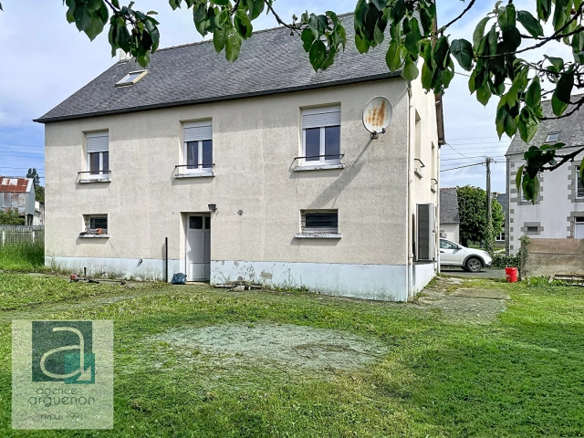 4 Bedroom(s) - 0 m² land for sale in Côtes-d'Armor, Brittany, France - FrenchPropertyPortal.com
for sale for 149,800€ in Côtes-d'Armor, Brittany