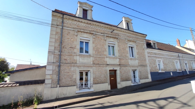 
HABITER OU INVESTIR !
 for sale for 143,435&euro; in Vienne, Poitou-Charentes