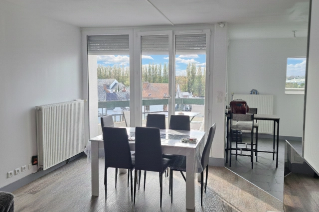2 Bedroom(s) - 5,647m² land for sale in Vienne, Poitou-Charentes, France - FrenchPropertyPortal.com
APPARTEMENT LOUE de TYPE 3
for sale for 94,700€ in Vienne, Poitou-Charentes