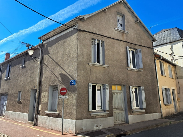 3 Bedroom(s) - 153m² land for sale in Vienne, Poitou-Charentes, France - FrenchPropertyPortal.com
MAISON RIVE GAUCHE
for sale for 127,500€ in Vienne, Poitou-Charentes