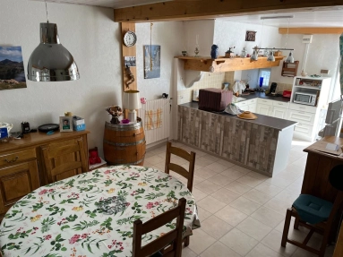 Very charming village house for sale for 179,000&euro; in Pyrénées-Atlantiques, Aquitaine