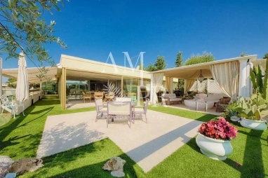 3 Bedroom(s) - 0 m² land for sale in Alpes-Maritimes, Provence-Alpes-Côte-d'Azur, France - FrenchPropertyPortal.com Penthouse Cannes Croix des Gardes for sale for 2,800,000€ in Alpes-Maritimes, Provence-Alpes-Côte-d'Azur