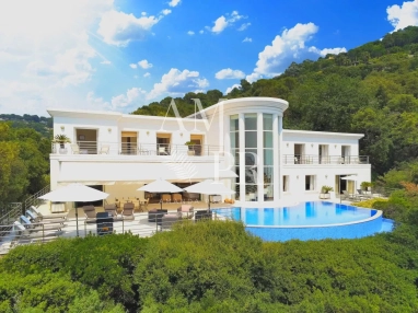 6 Bedroom(s) - 0 m² land for sale in Alpes-Maritimes, Provence-Alpes-Côte-d'Azur, France - FrenchPropertyPortal.com CANNES CALIFORNIA – EXCEPTIONAL PROPERTY WITH PANORAMIC SEA VIEWS for sale for 7,500,000€ in Alpes-Maritimes, Provence-Alpes-Côte-d'Azur