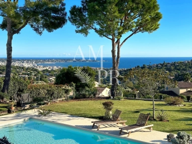 6 Bedroom(s) - 0 m² land for sale in Alpes-Maritimes, Provence-Alpes-Côte-d'Azur, France - FrenchPropertyPortal.com Great potential- Amazing sea view-OPPORTUNITY TO BUILD 2ND VILLA WITH PANORAMIC SEA VIEW for sale for 2,680,000€ in Alpes-Maritimes, Provence-Alpes-Côte-d'Azur