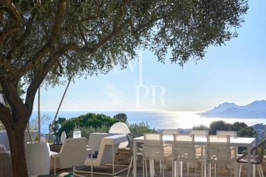 4 Bedroom(s) - 0 m² land for sale in Alpes-Maritimes, Provence-Alpes-Côte-d'Azur, France - FrenchPropertyPortal.com Panoramic sea view - Le Cannet for sale for 2,120,000€ in Alpes-Maritimes, Provence-Alpes-Côte-d'Azur