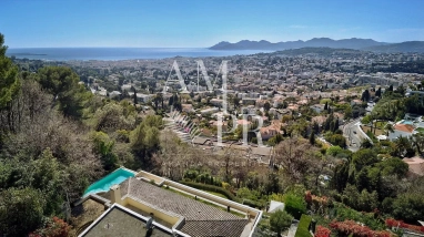 5 Bedroom(s) - 0 m² land for sale in Alpes-Maritimes, Provence-Alpes-Côte-d'Azur, France - FrenchPropertyPortal.com Panoramic sea view - Private gated domain for sale for 3,950,000€ in Alpes-Maritimes, Provence-Alpes-Côte-d'Azur