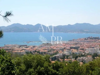 Sole Agent Villa Amazing sea view- City center for sale for 3,480,000&euro; in Alpes-Maritimes, Provence-Alpes-Côte-d'Azur