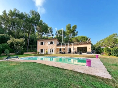 4 Bedroom(s) - 0 m² land for sale in Alpes-Maritimes, Provence-Alpes-Côte-d'Azur, France - FrenchPropertyPortal.com PEACEFUL FAMILY VILLA - PANORAMIC VIEW for sale for 1,790,000€ in Alpes-Maritimes, Provence-Alpes-Côte-d'Azur