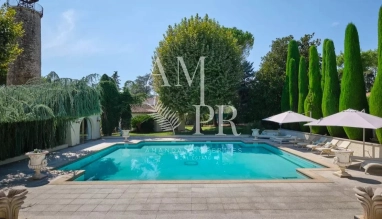 Exceptional Villa - Mougins for sale for 4,800,000&euro; in Alpes-Maritimes, Provence-Alpes-Côte-d'Azur