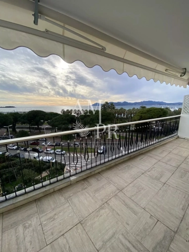 0 m² land for sale in Alpes-Maritimes, Provence-Alpes-Côte-d'Azur, France - FrenchPropertyPortal.com 3-room flat with exceptional sea view on the famous Croisette for sale for POA€ in Alpes-Maritimes, Provence-Alpes-Côte-d'Azur