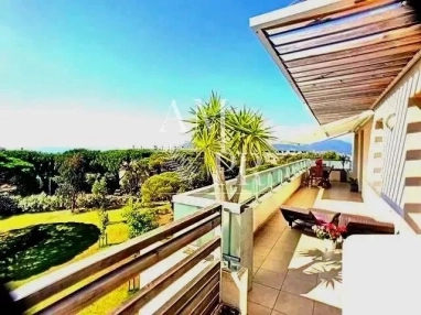 0 m² land for sale in Alpes-Maritimes, Provence-Alpes-Côte-d'Azur, France - FrenchPropertyPortal.com Superb 4 Rooms 100m² - Top Floor with Terrace Sea View -Le Cannet for sale for 649,000€ in Alpes-Maritimes, Provence-Alpes-Côte-d'Azur