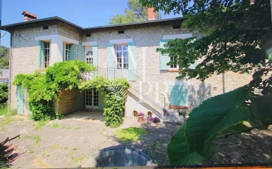 Exceptional stone property - 300m² of charm in the heart of nature for sale for 1,160,000&euro; in Alpes-Maritimes, Provence-Alpes-Côte-d'Azur