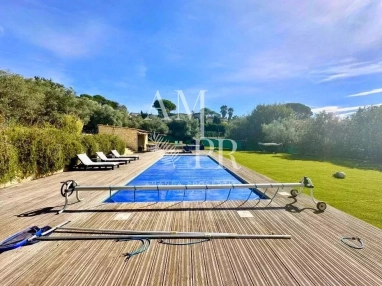 3 Bedroom(s) - 0 m² land for sale in Alpes-Maritimes, Provence-Alpes-Côte-d'Azur, France - FrenchPropertyPortal.com Magnificent Villa with Possible Extension, Ideal for Family, Two Steps from Mougins School for sale for 1,190,000€ in Alpes-Maritimes, Provence-Alpes-Côte-d'Azur