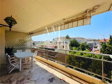 3-room flat with terrace - Basse Californie for sale for 595,000&euro; in Alpes-Maritimes, Provence-Alpes-Côte-d'Azur