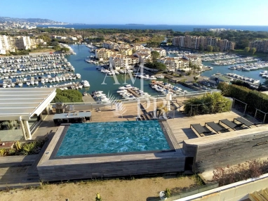 3 Bedroom(s) - 0 m² land for sale in Alpes-Maritimes, Provence-Alpes-Côte-d'Azur, France - FrenchPropertyPortal.com Mandelieu La Napoule - Penthouse 200 m² - Terrace 200m² - Panoramic sea view for sale for 2,790,000€ in Alpes-Maritimes, Provence-Alpes-Côte-d'Azur