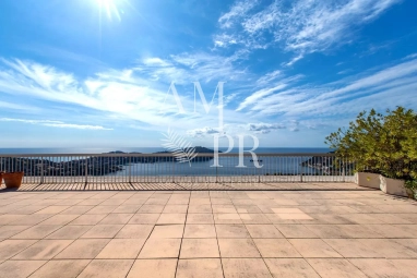 3 Bedroom(s) - 0 m² land for sale in Alpes-Maritimes, Provence-Alpes-Côte-d'Azur, France - FrenchPropertyPortal.com for sale for 2,590,000€ in Alpes-Maritimes, Provence-Alpes-Côte-d'Azur