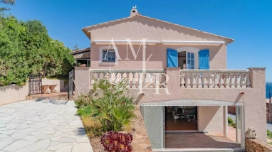 904m² land for sale in Var, Provence-Alpes-Côte-d\'Azur, France - FrenchPropertyPortal.com Seafront Villa in ANTHÉOR– 6 Rooms, 5 Bedrooms, Panoramic Sea View for sale for 1,397,000€ in Var, Provence-Alpes-Côte-d\'Azur