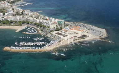 3 Bedroom(s) - 0 m² land for sale in Alpes-Maritimes, Provence-Alpes-Côte-d'Azur, France - FrenchPropertyPortal.com Cannes Palm Beach - 4-room apartment, 95sqm for sale for 1,090,000€ in Alpes-Maritimes, Provence-Alpes-Côte-d'Azur