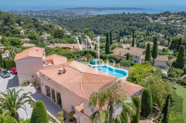 4 Bedroom(s) - 2,067m² land for sale in Alpes-Maritimes, Provence-Alpes-Côte-d'Azur, France - FrenchPropertyPortal.com Mediterranean-style villa with unobstructed ocean views for sale for 2,790,000€ in Alpes-Maritimes, Provence-Alpes-Côte-d'Azur