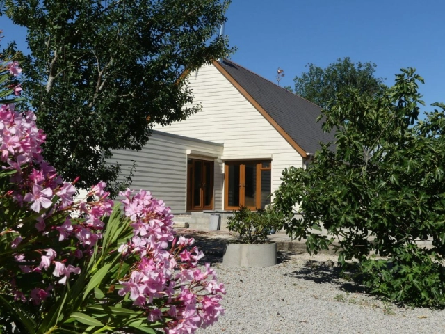 4 Bedroom(s) - 1 Bathroom(s) - 5,820m² land for sale in Vienne, Poitou-Charentes, France - FrenchPropertyPortal.com
Immaculate Architect Designed Village House
for sale for 250,000€ in Vienne, Poitou-Charentes