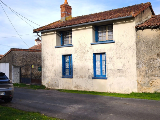 
House in Sommieres Du Clain, 6 rooms, 85.82 m2
 for sale for 60,000&euro; in Vienne, Poitou-Charentes