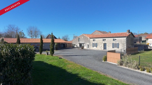3 Bedroom(s) - 2,822m² land for sale in Vienne, Poitou-Charentes, France - FrenchPropertyPortal.com
Savigne House
for sale for 290,000€ in Vienne, Poitou-Charentes