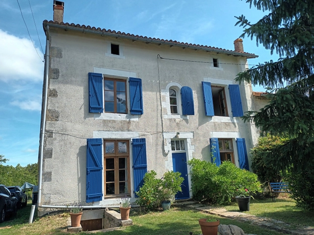 
Charming Country House
 for sale for 166,000&euro; in Vienne, Poitou-Charentes