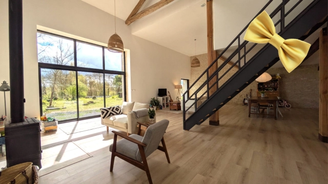 4 Bedroom(s) - 6,105m² land for sale in Vienne, Poitou-Charentes, France - FrenchPropertyPortal.com
Modern farmhouse with river access - Saint Martin l' Ars
for sale for 259,000€ in Vienne, Poitou-Charentes