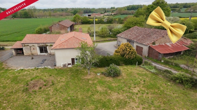 4 Bedroom(s) - 2 Bathroom(s) - 30,159m² land for sale in Vienne, Poitou-Charentes, France - FrenchPropertyPortal.com
Savigne House
for sale for 275,600€ in Vienne, Poitou-Charentes