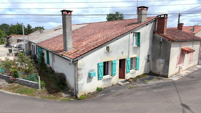 
Mauprevoir House, 3 rooms, 73 m2
 for sale for 55,000&euro; in Vienne, Poitou-Charentes