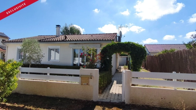 
House in Coulombiers, 10 minutes south of Poitiers
 for sale for 155,000&euro; in Vienne, Poitou-Charentes