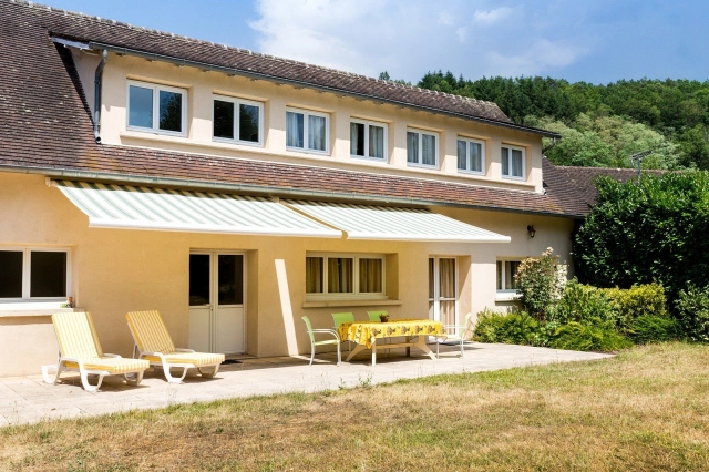 6 Bedroom(s) - 3 Bathroom(s) - 0 m² land for sale in Allier, Auvergne, France - FrenchPropertyPortal.com Renovated property with a habitable surface of 160 m2 for sale for 195,000€ in Allier, Auvergne