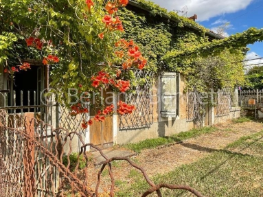2 stone village houses to renovate for sale for 82,500€ in Deux-Sèvres, Poitou-Charentes