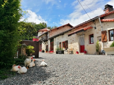 4 Bedroom(s) - 4 Bathroom(s) - 10,843m² land for sale in Charente, Poitou-Charentes, France - FrenchPropertyPortal.com 3-bed 3-bath house with 1-bed tower gîte, heated pool, near to Saint-Junien for sale for 325,000€ in Charente, Poitou-Charentes