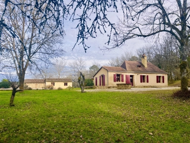 Charming property with swimming pool for sale for 466,400&euro; in Dordogne, Aquitaine