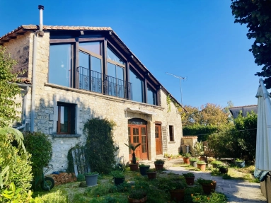 Charming semi-detached stone house for sale for 191,530&euro; in Charente, Poitou-Charentes
