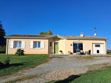 4 bedroom villa for sale for 214,000&euro; in Gironde, Aquitaine