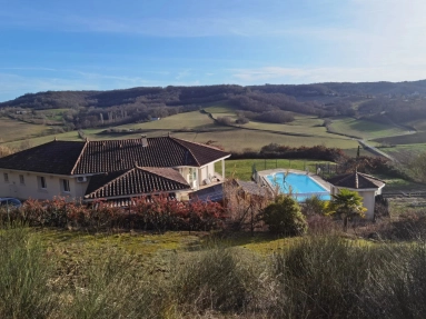 Contemporary Single-Storey House,  4 Bedrooms, pool, exceptional Views ,10 Mins from Lauzerte and Montcuq for sale for 399,000&euro; in Tarn-et-Garonne, Midi-Pyrénées