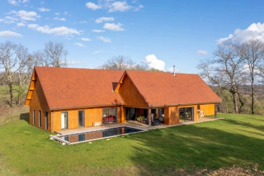 6 Bedroom(s) - 3 Bathroom(s) - 11,748m² land for sale in Dordogne, Aquitaine, France - FrenchPropertyPortal.com High-Specification A+ Energy-Rated Timber Frame Home with Pool in the Périgord Noir for sale for 795,000€ in Dordogne, Aquitaine
