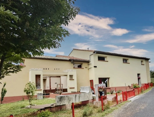 2 Bathroom(s) - 735m² land for sale in Pyrénées-Orientales, Languedoc-Roussillon, France - FrenchPropertyPortal.com A former wine cooperative building converted into an artist’s studio with living space for sale for 215,000€ in Pyrénées-Orientales, Languedoc-Roussillon