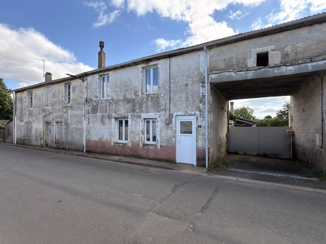4 Bedroom(s) - 1 Bathroom(s) - 2,944m² land for sale in Charente, Poitou-Charentes, France - FrenchPropertyPortal.com Two Properties for the Price of One – Great Investment Opportunity with Outbuildings and Large Garden for sale for 82,500€ in Charente, Poitou-Charentes