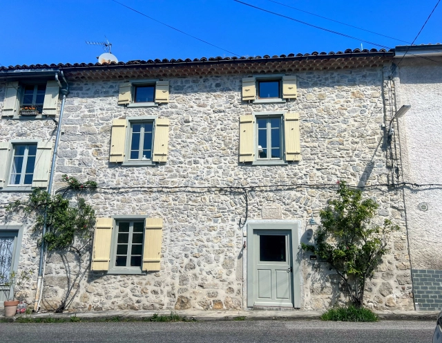 Rustic Living with Modern Luxury for sale for 199,000&euro; in Ariège, Midi-Pyrénées