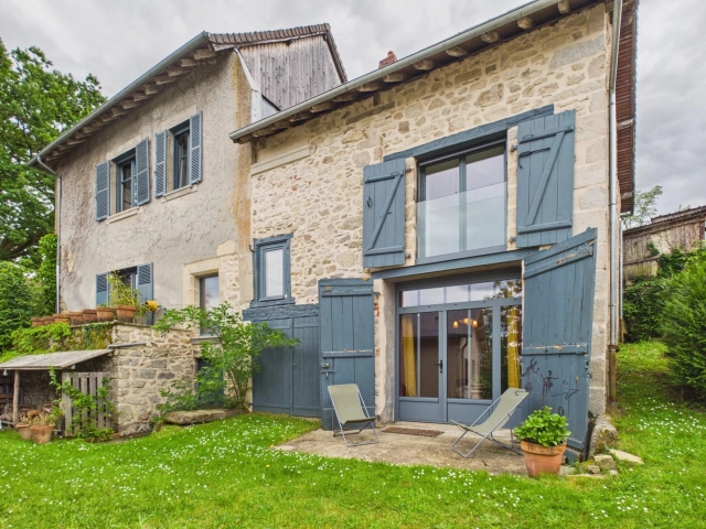 Stylish, historic home with panoramic views! for sale for 299,600&euro; in Haute-Vienne, Limousin