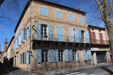 Impressive maison de maître full of potential! for sale for 245,000&euro; in Tarn, Midi-Pyrénées